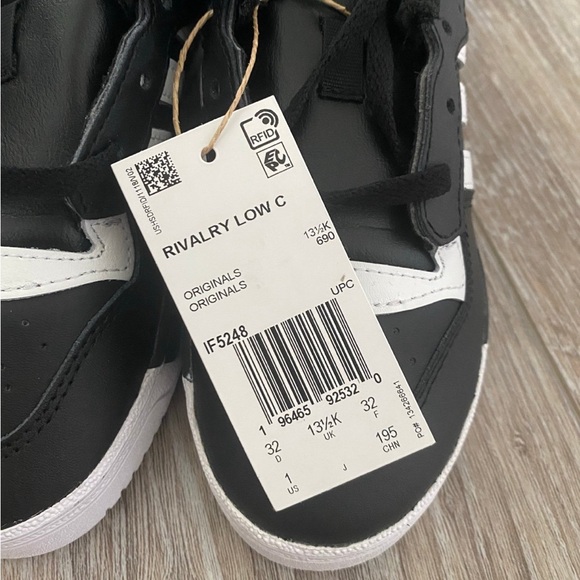 NWT Adidas Originals Rivalry Low Children’s Sneaker Kids Size 1 - Picture 6 of 6